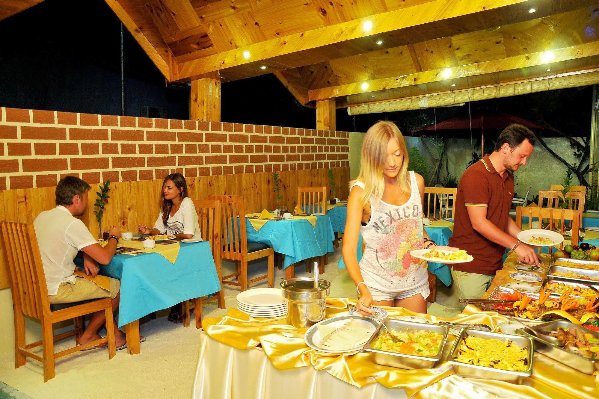 Arena Lodge Sky Maafushi Dış mekan fotoğraf
