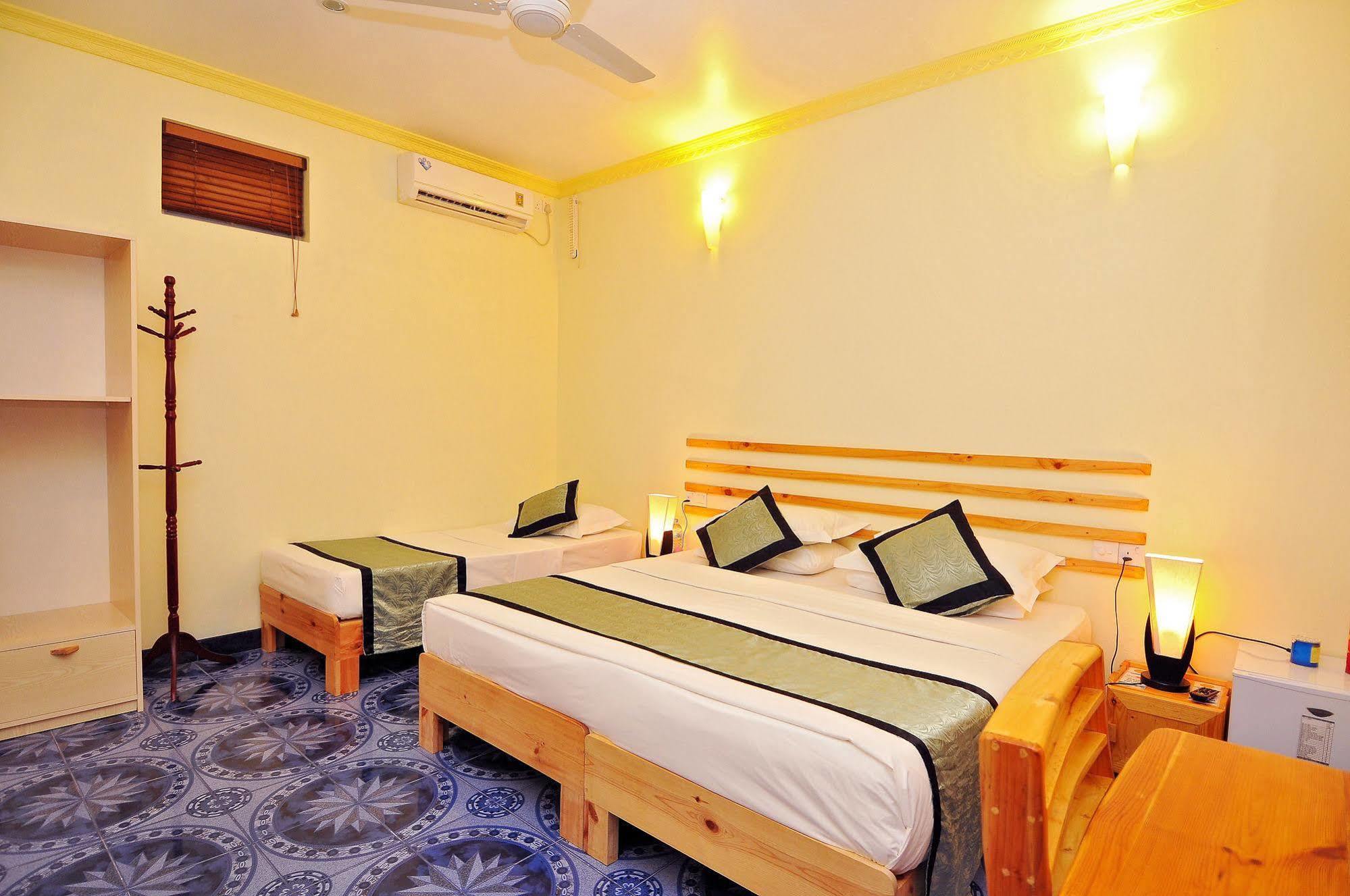 Arena Lodge Sky Maafushi Dış mekan fotoğraf