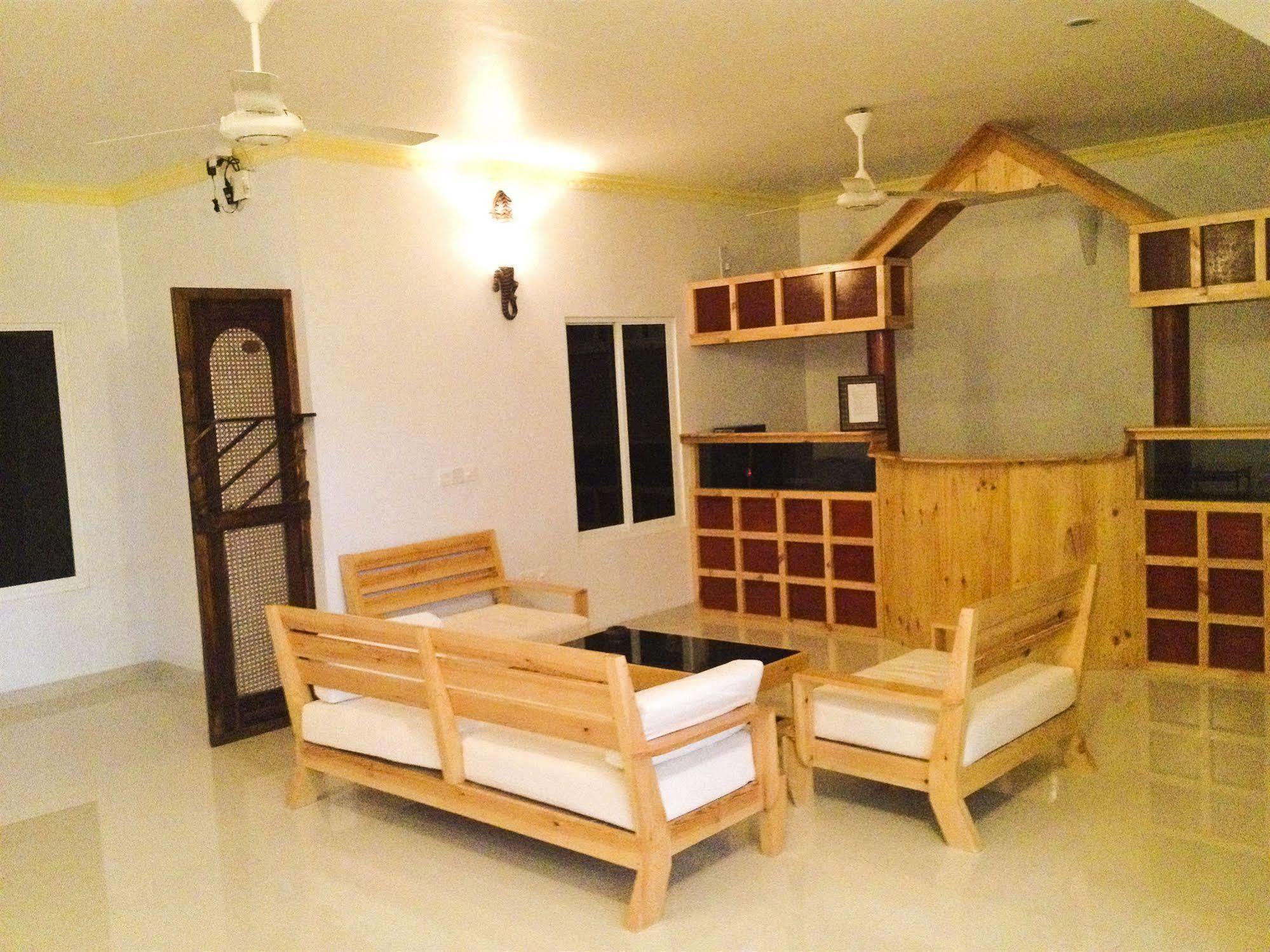 Arena Lodge Sky Maafushi Dış mekan fotoğraf
